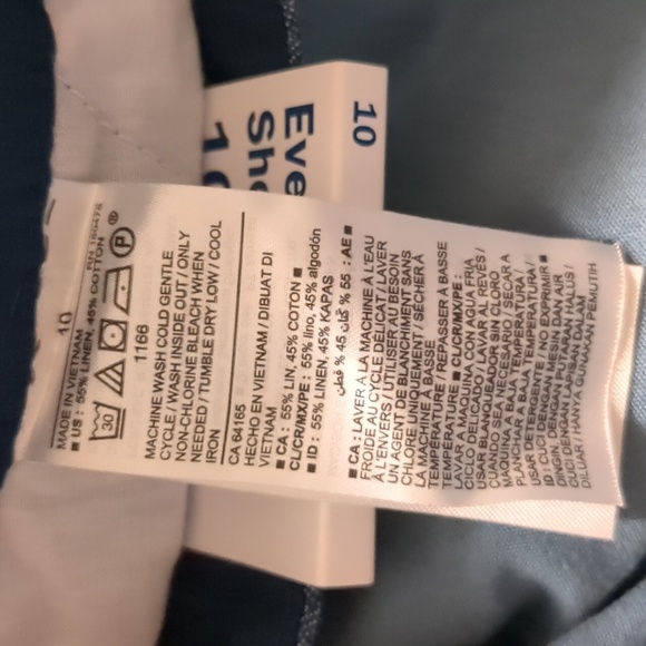 Old navy mid rise everyday shorts size 10 - Picture 9 of 11